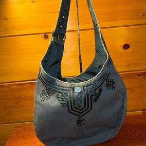 Serena & Lily blue shoulder bag